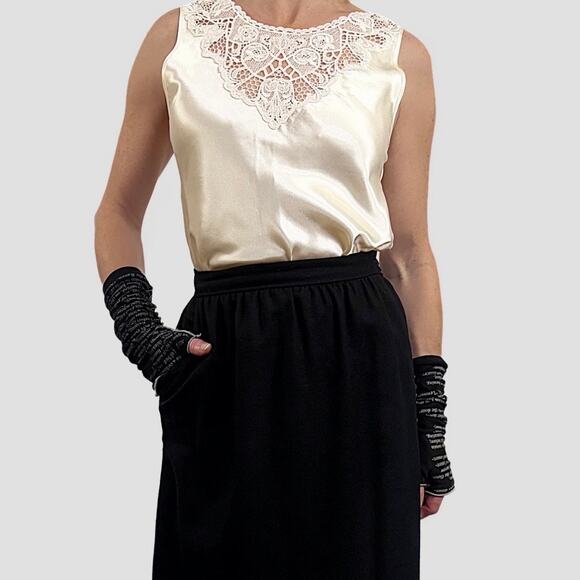 Vintage Buttercream Silky Doily Lace Sleeveless Cami Top Sz M - Picture 1 of 8